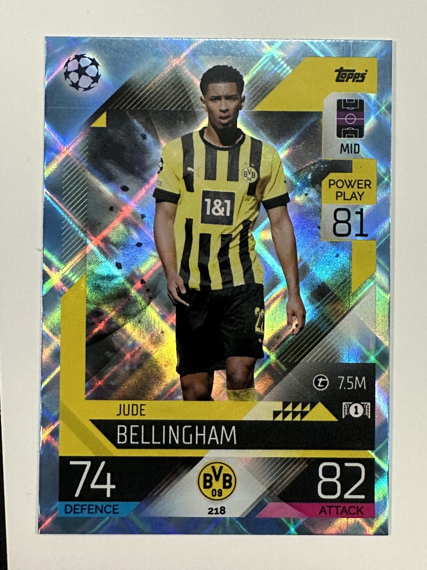 218 Jude Bellingham Base Crystal Foil Parallel (Borussia Dortmund