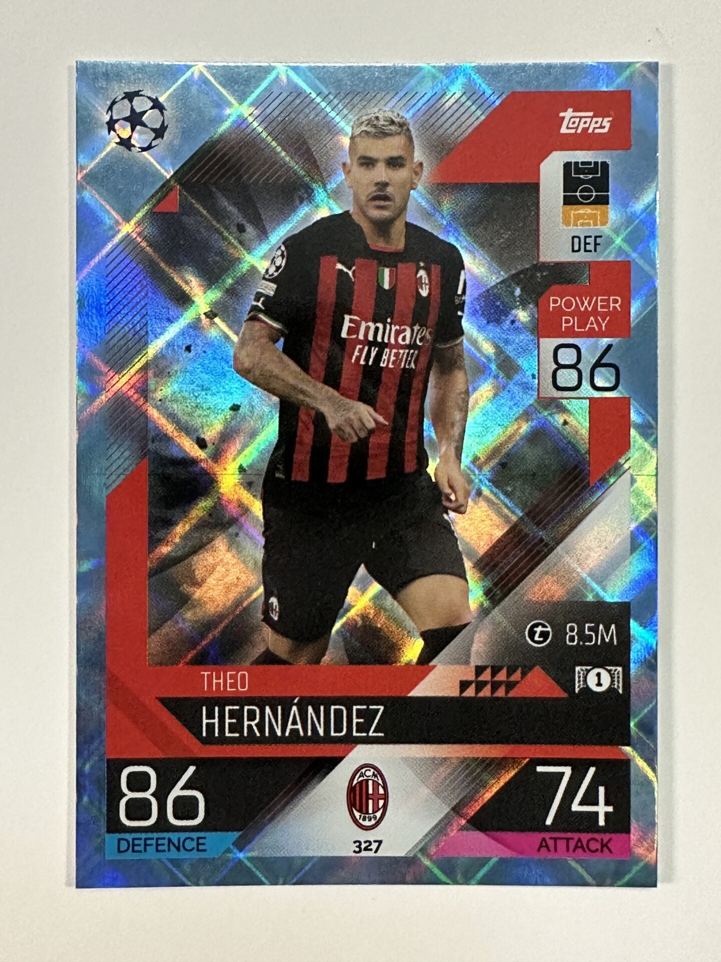 327 Theo Hernández Base Crystal Foil Parallel (AC Milan) Topps Match Attax 2022:2023 Card