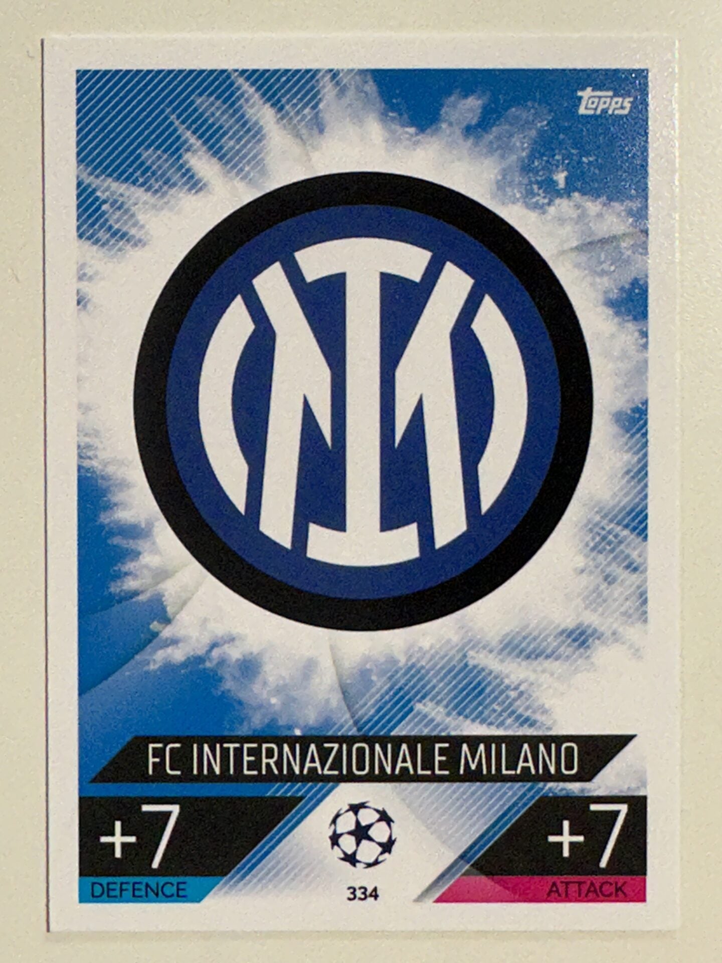 334. Team Badge (FC Internazionale Milano) – Topps Match Attax 2022:2023 card