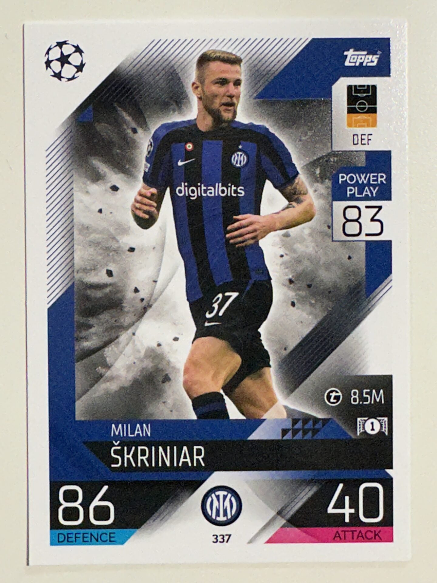 337. Milan Skriniar (FC Internazionale Milano) – Topps Match Attax 2022:2023 card