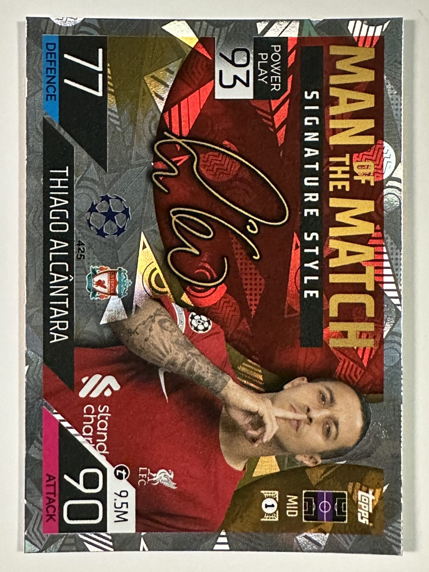 425 Thiago Alcántara Man of the Match Signature Style (Liverpool) Topps Match Attax 2022:2023 Card