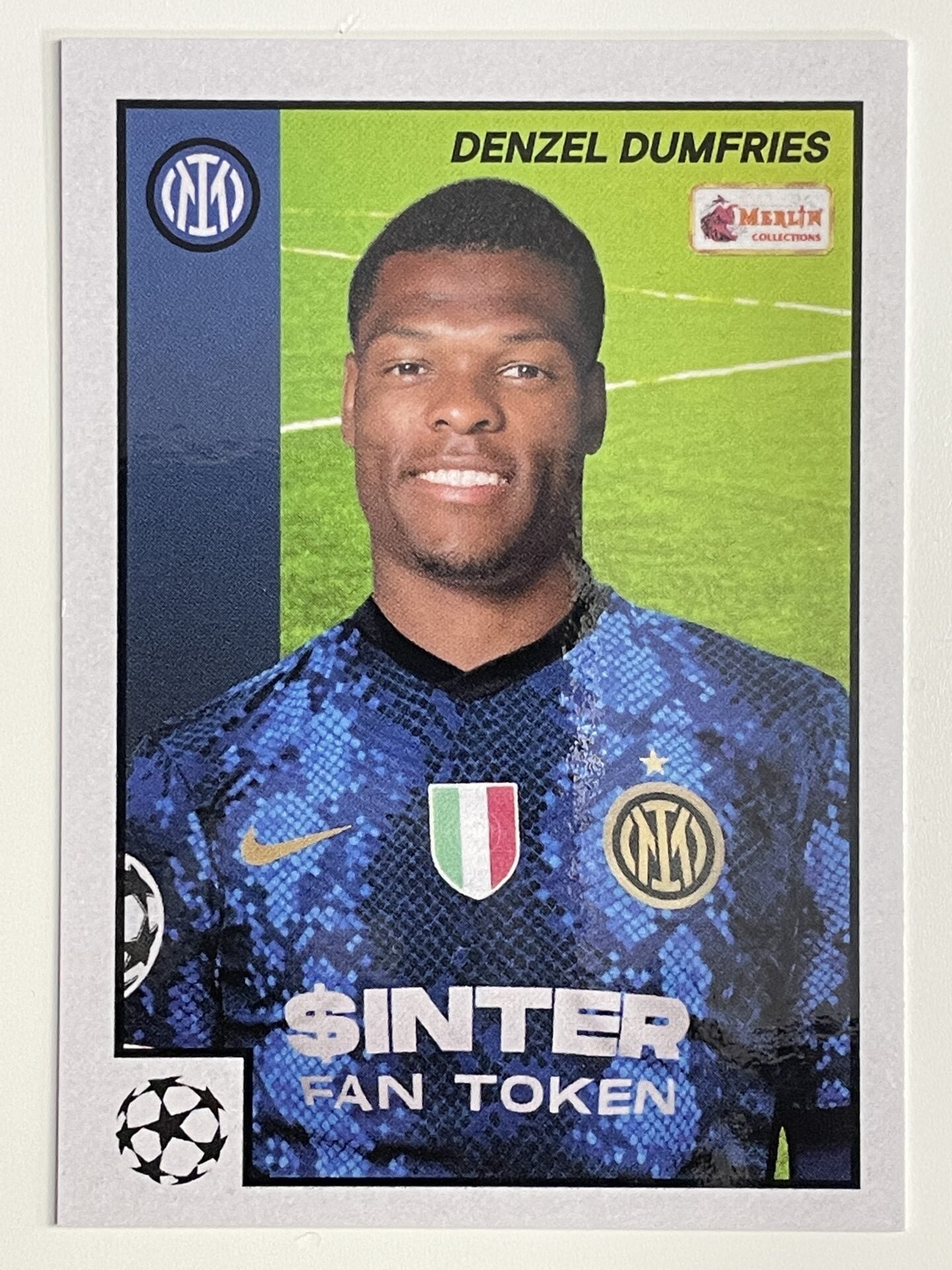 Denzel Dumfries Inter Milan Base Topps Merlin Heritage 97 UEFA Champions League Card