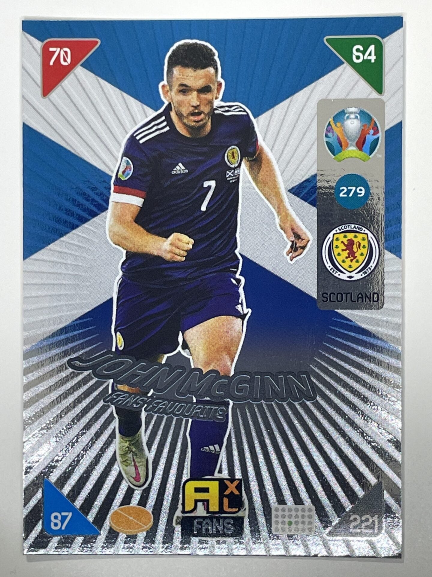 John McGinn Fans Favourties (Scotland) Football Card – Euro 2020 Adrenalyn XL