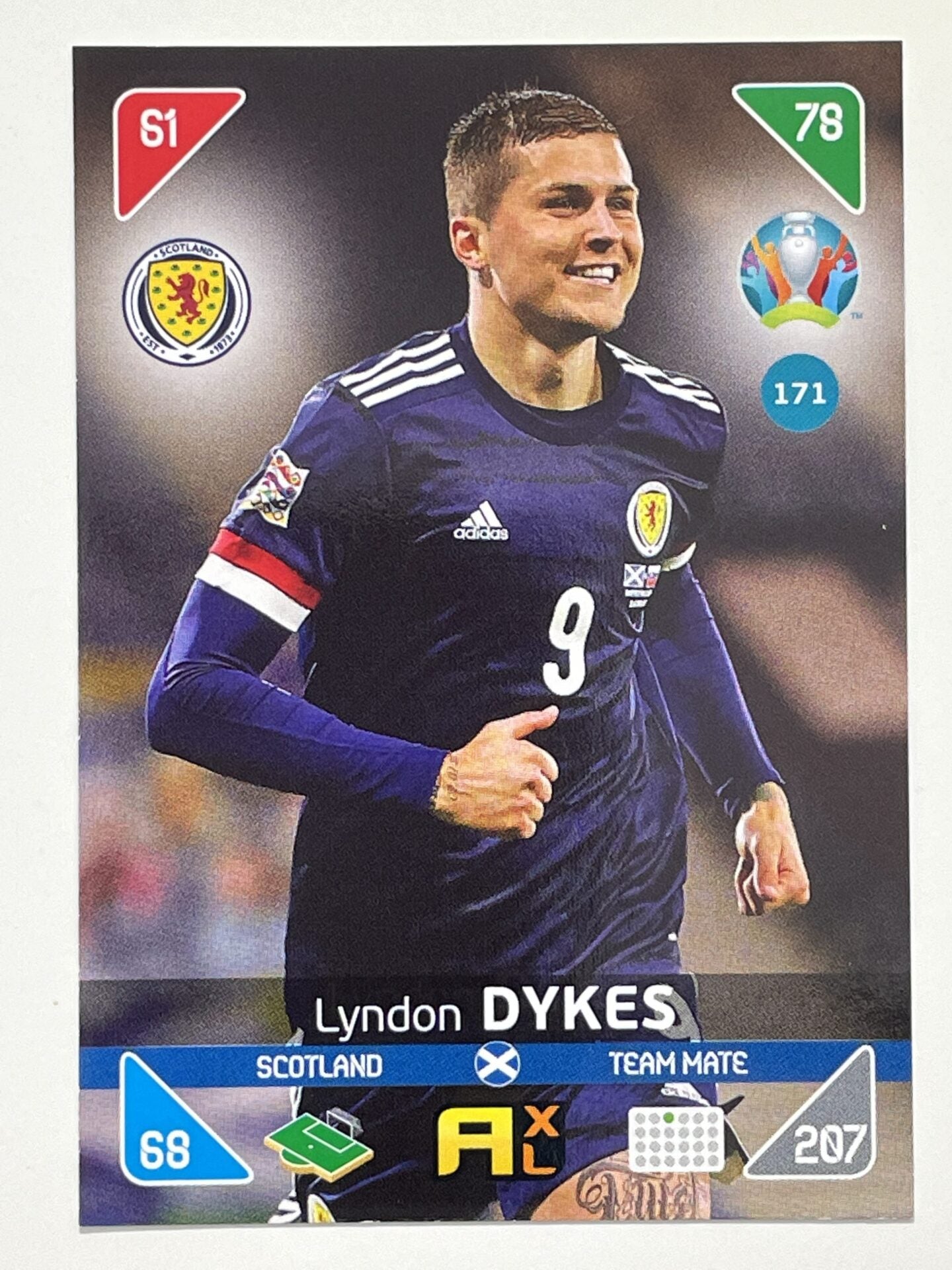 Lyndon Dykes Team Mates (Scotland) Football Card – Euro 2020 Adrenalyn
