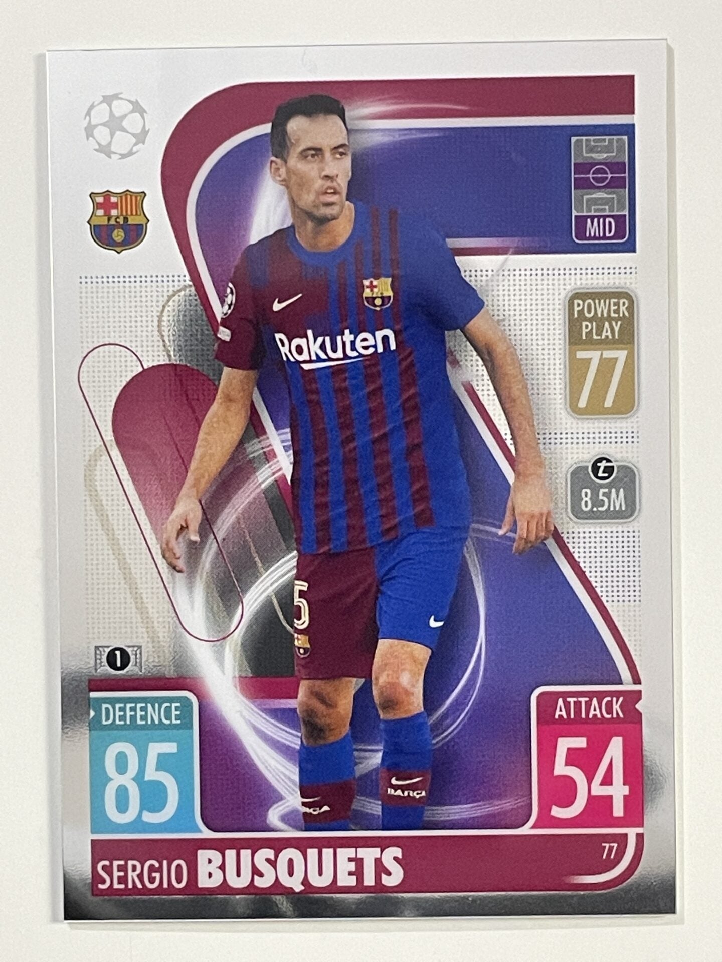 77 Sergio Busquets Base Topps Match Attax Chrome 2021/22 Card
