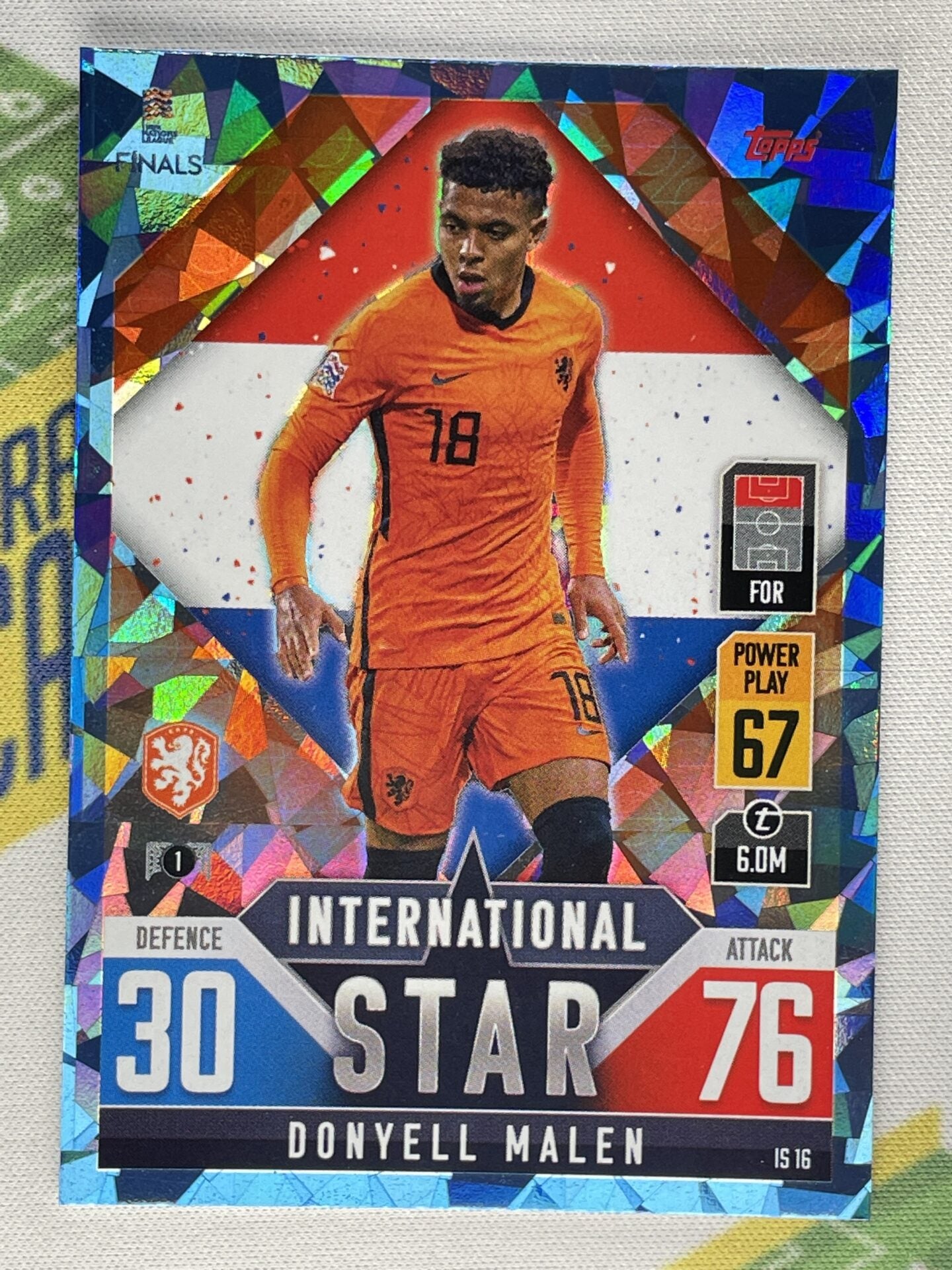Donyell Malen Netherlands Crystal Foil Parallel Topps Match Attax 101 Road to Nations League 2022 Card