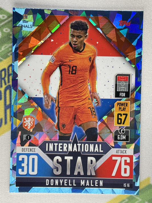 Donyell Malen Netherlands Crystal Foil Parallel Topps Match Attax 101 Road to Nations League 2022 Card