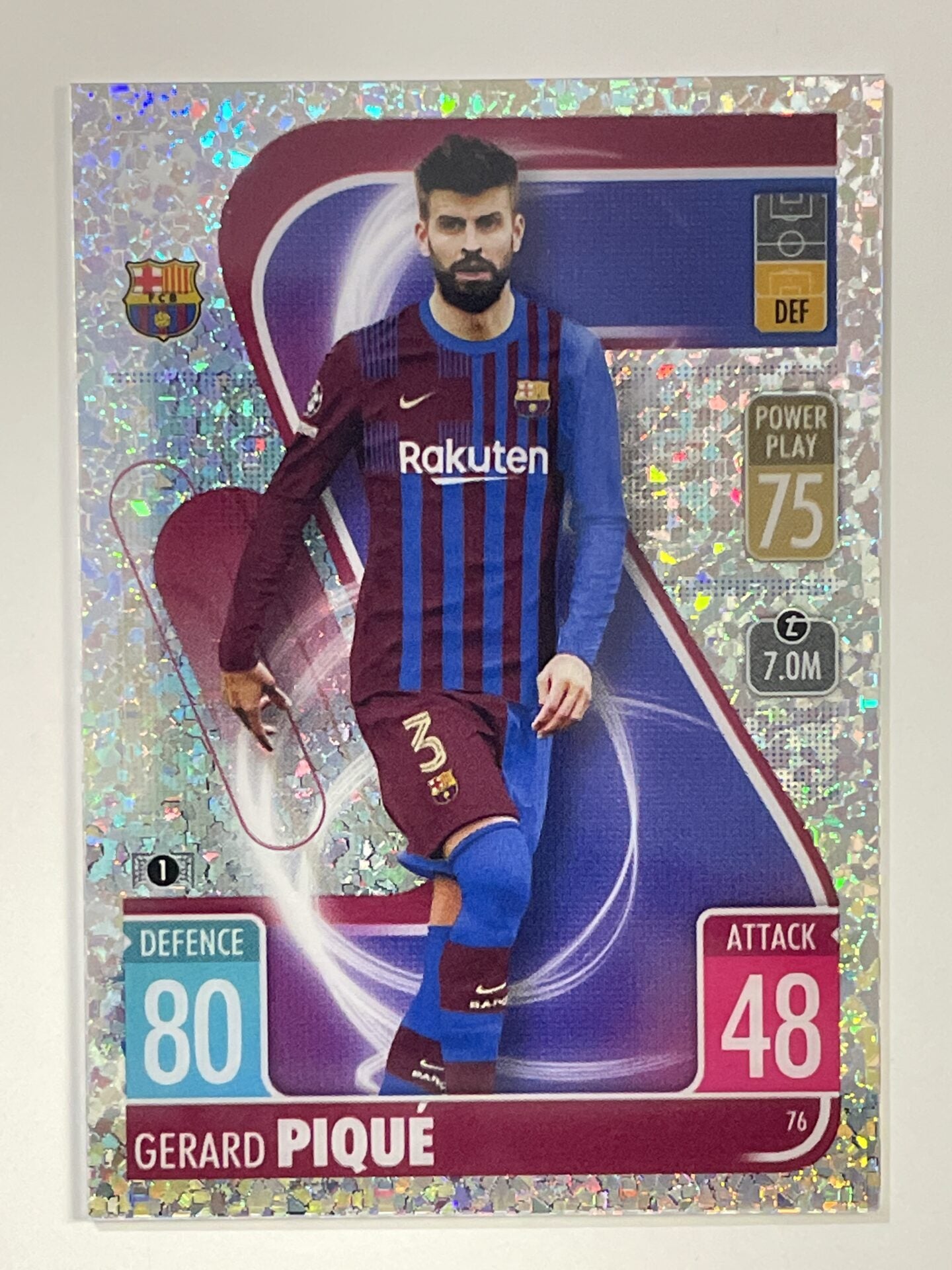 Gerard Pique Speckle Refractor Topps Match Attax Chrome 2021 2022