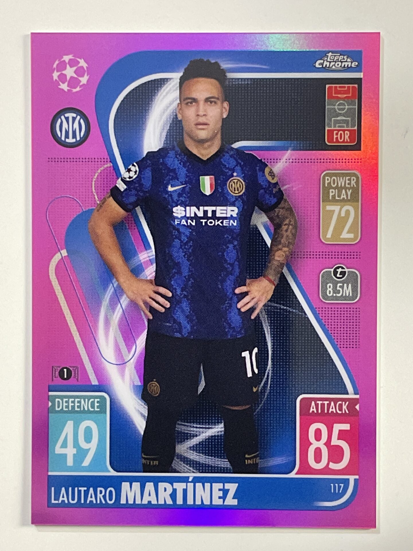 Lautaro Martinez Pink Parallel Topps Match Attax Chrome 2021 2022
