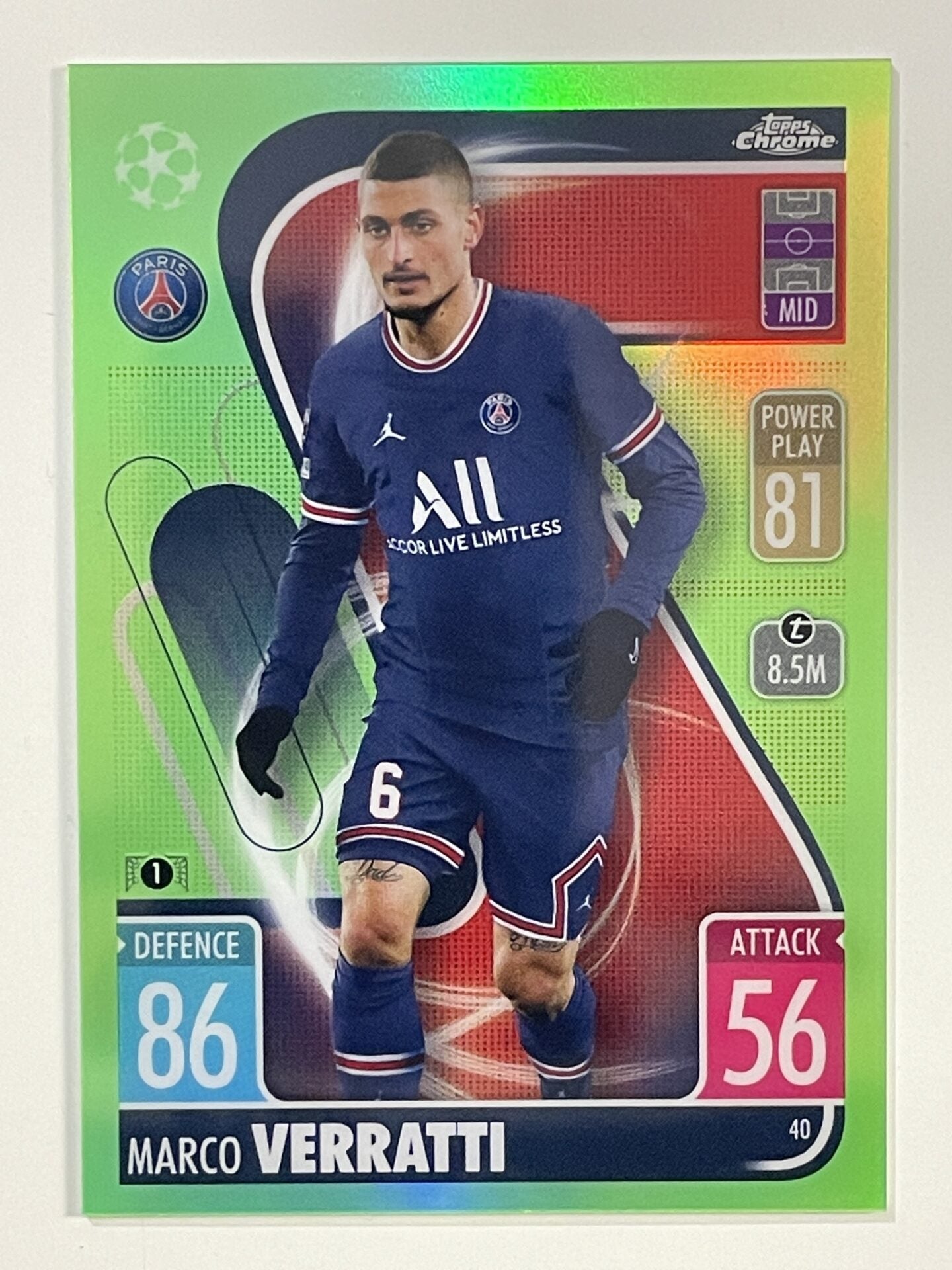 Marco Verratti Neon Green Parallel Topps Match Attax Chrome 2021 2022
