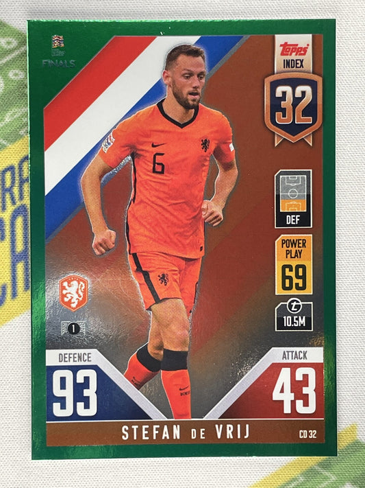Stefan de Vrij Netherlands Green Foil Parallel Topps Match Attax 101 Road to Nations League 2022 Card